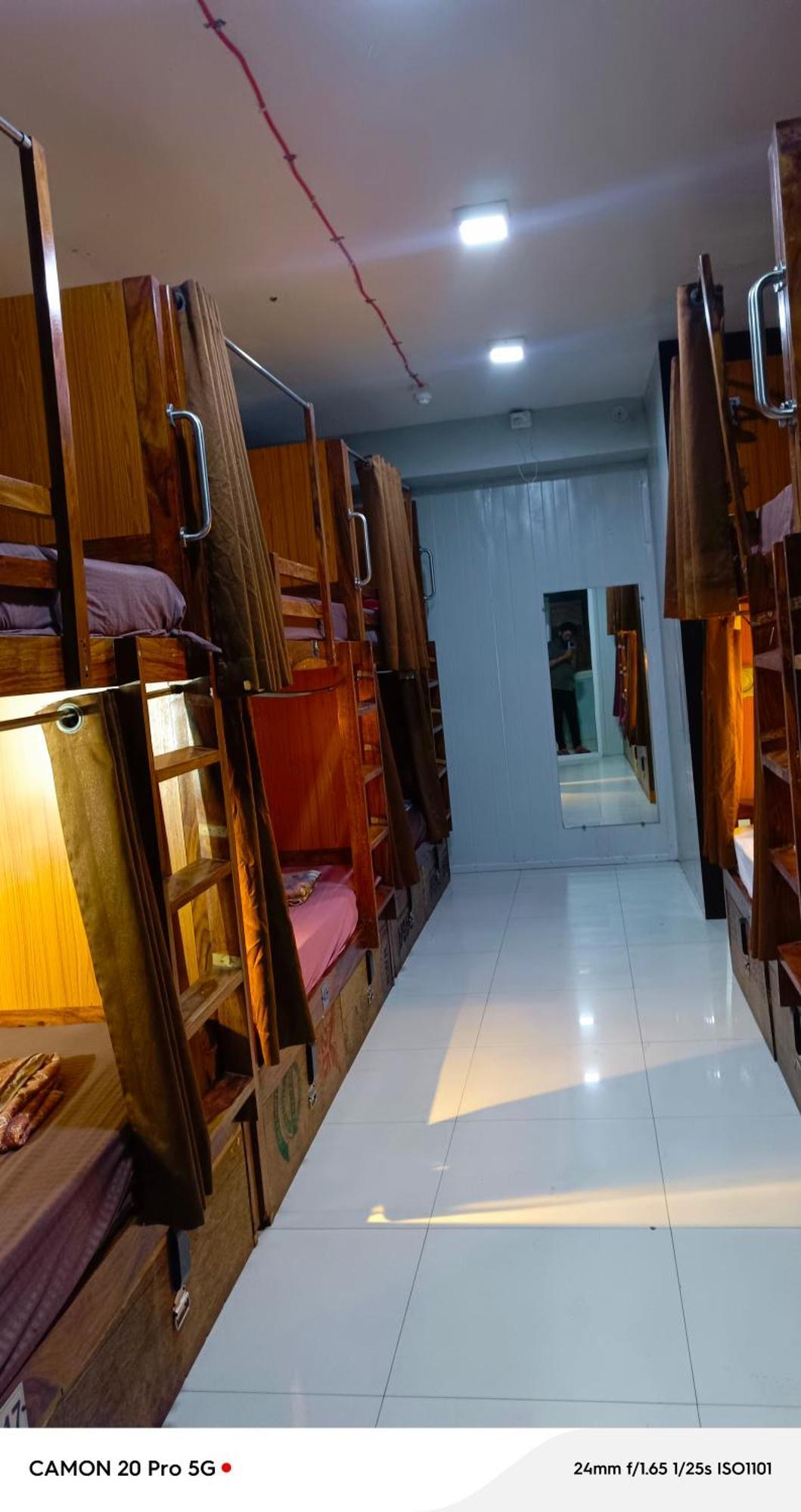 Homestay Ac Dormitory Nueva Delhi Exterior foto