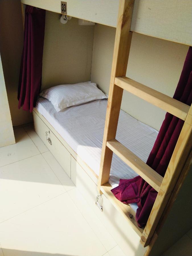 Homestay Ac Dormitory Nueva Delhi Exterior foto